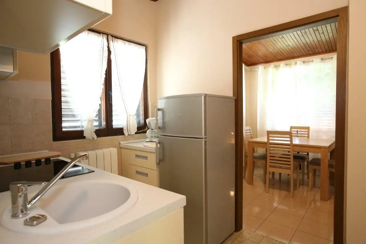 Apartment Gunga With Terrace Baska